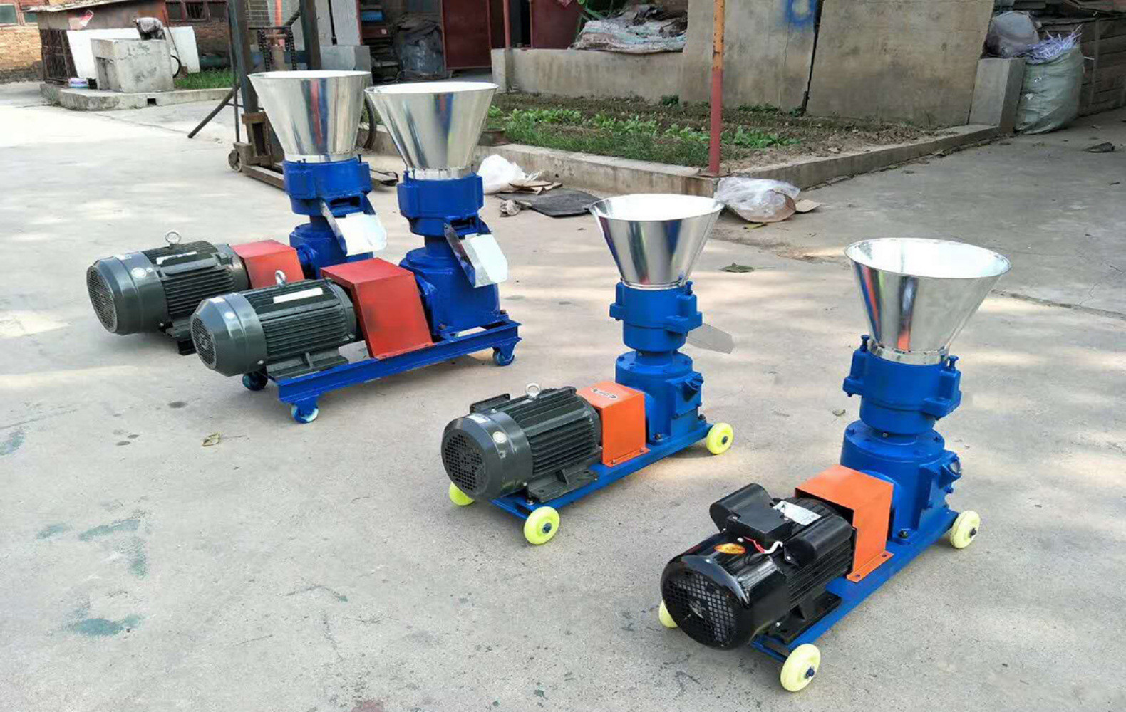 Carbon Steel Organic Fertilizer Granulator with Spherical Particles 0.3-3mm, Flat Die Granulator