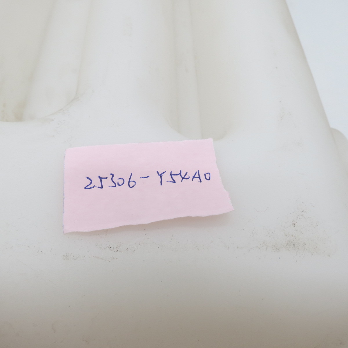 Hot sale engine parts Expansion tank A229900005647