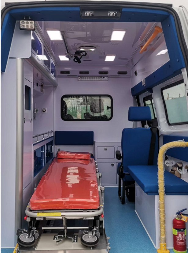 7 Seats / 8 Seats Ford Transit Custom Ambulance Diesel 4×2