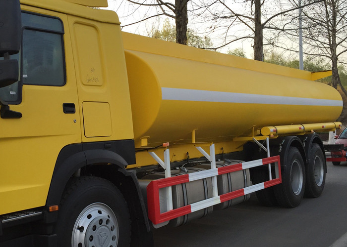 High Efficiency 16-20CBM Oil Tank Truck 6X4 RHD Euro2 290HP Gas Tanker Truck