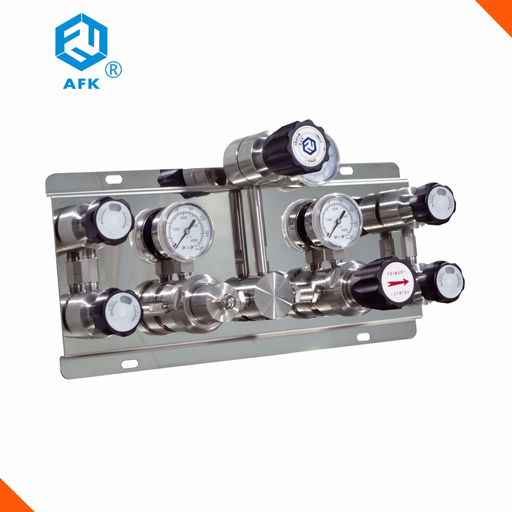 Stainless Steel Changeover Manifold With FCTFE Seat Cv 0.14 Working Temp -40℃~74℃