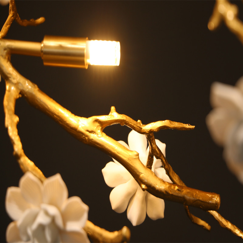 Customized Flower Petal Chandelier 1 - 2 Years Warranty 50000 Hours Lifespan