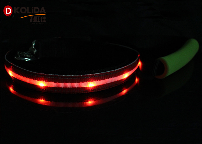 Soft Handle 120cm Usb Rechargeable LED Dog Leash Nylon Adjustable Puppy Leash