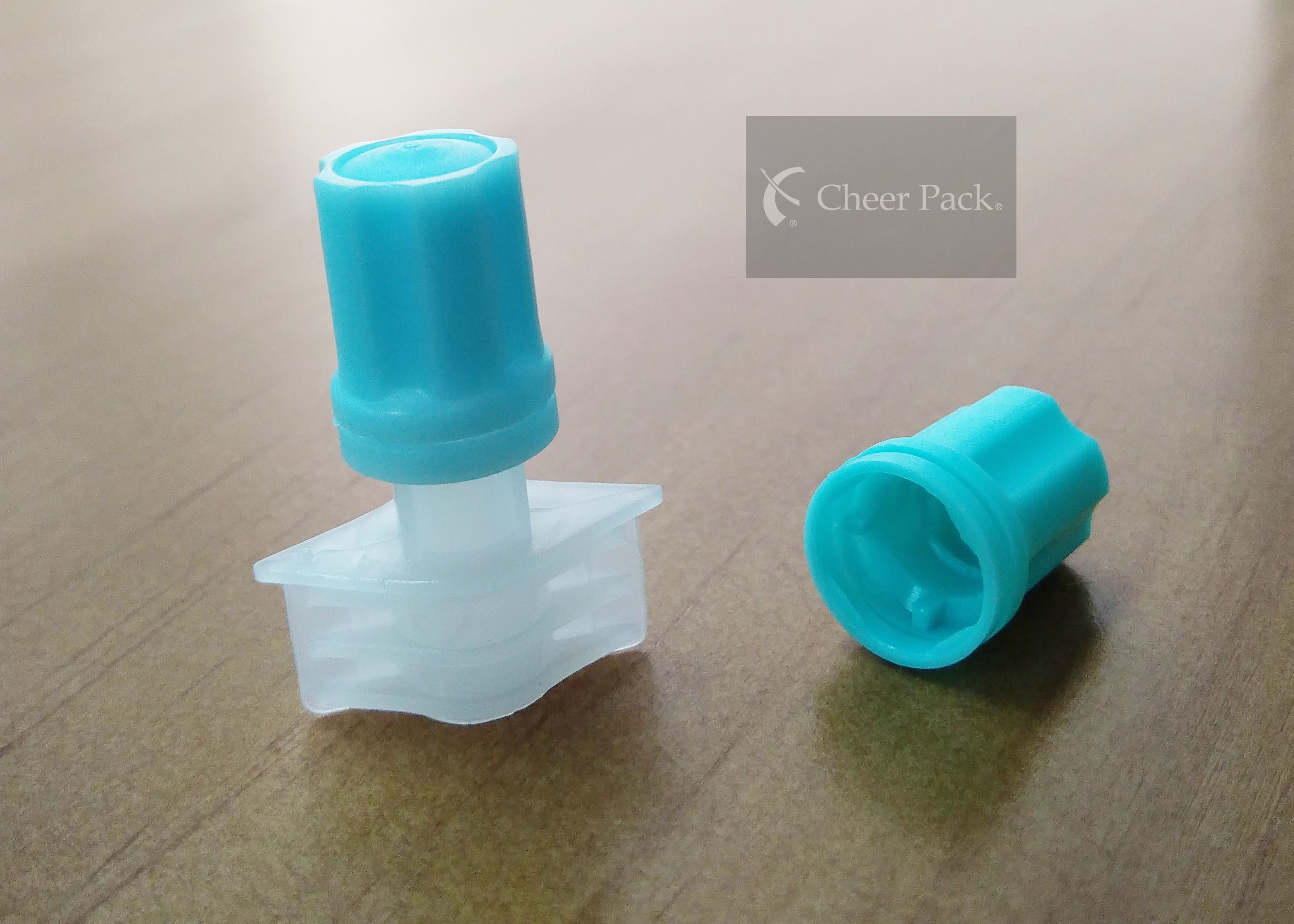 Blue Color Plastic Pour Spout Caps For Stand Up Doypack , Inner Diameter 5 Mm