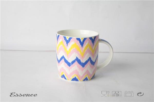 Bright Colorful Fine Bone China Mugs , Ceramic Travel Coffee Cup With Logo