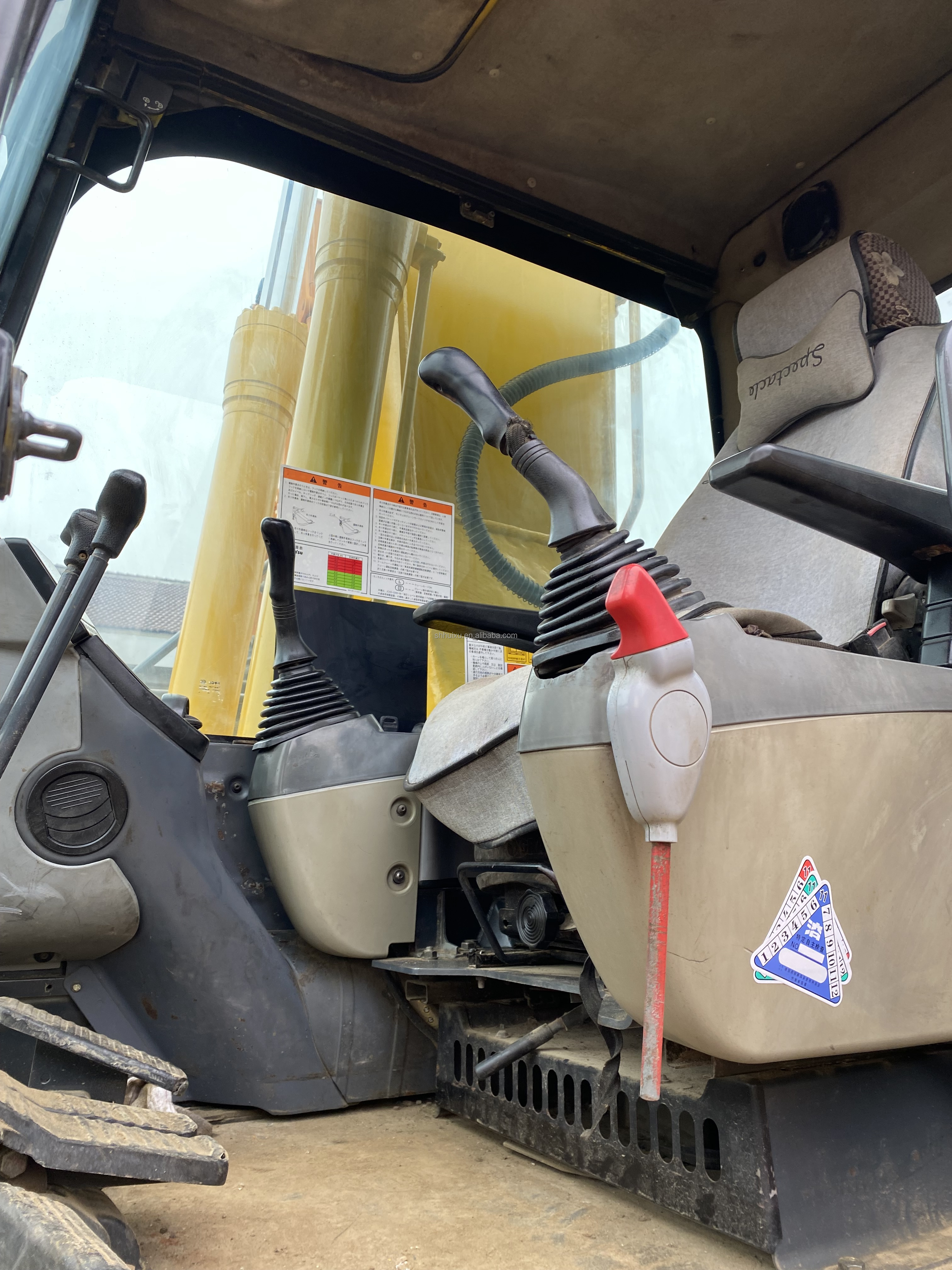 low working hours best price second hand excavator komatsu pc220-8 on sale