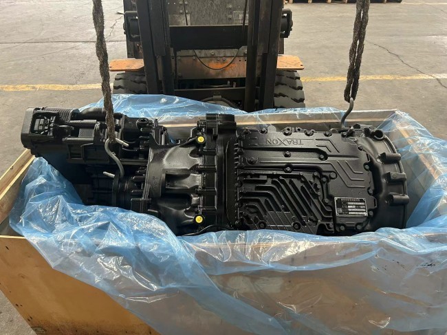 ZF Gearbox 12TX2621TD DZ97259220911 SHACMAN Truck Parts Shacman X6000