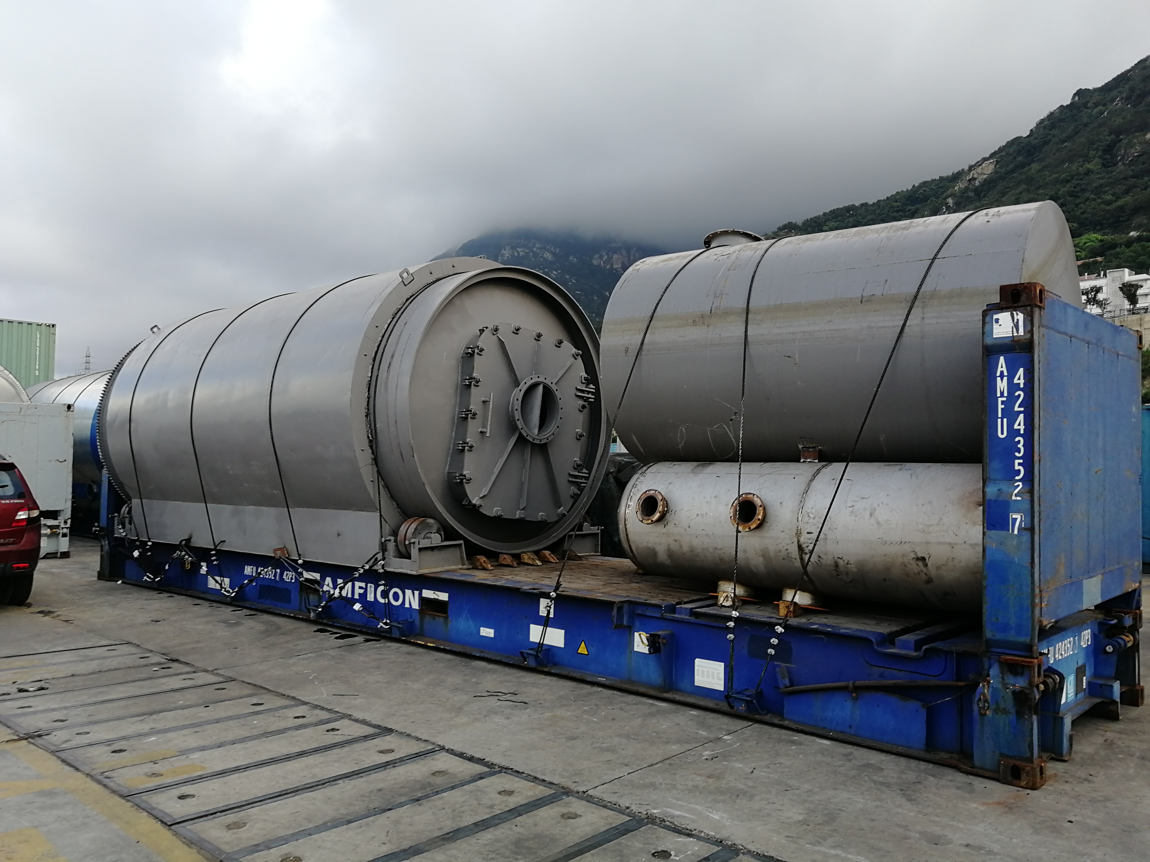 Waste Tire Recycling Plastic Pyrolysis Plant for Converting Waste Tires to Diesel Fuel