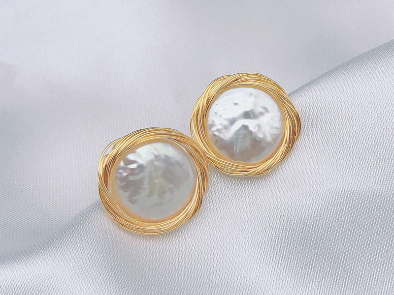 Natural Pearl Necklaces Charmming Korean Fashion Pearl Earrings For Women Hoop Round Earring Jewelry