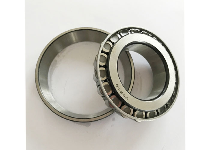 Tapered Roller Radial And Axial Bearing 30226 P0 , P4 , P6 Precision 130 * 230 * 44.5 mm