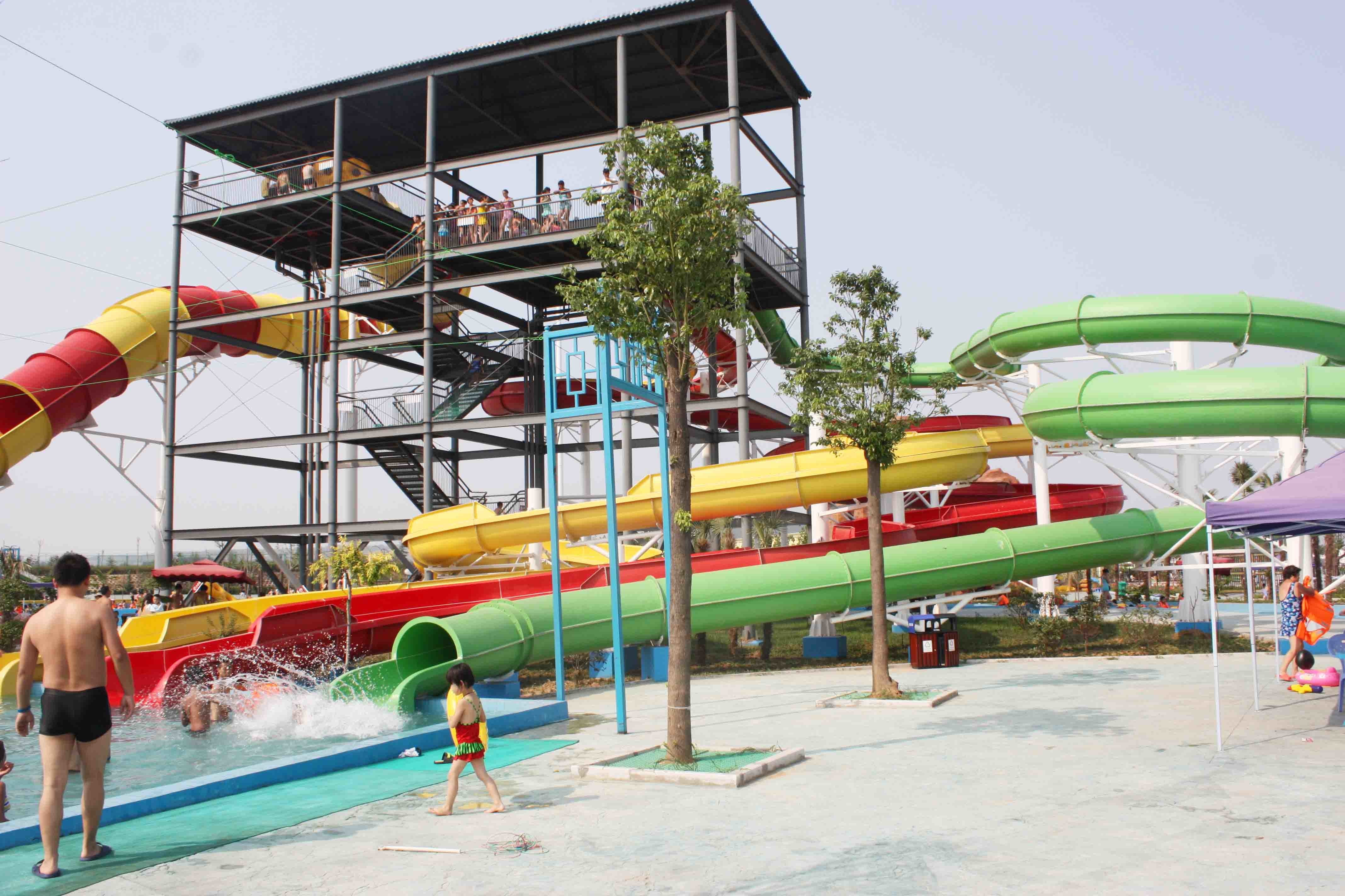 304 Stainless Steel Screw Fiberglass Water Slides 1m Width OEM for Water Park