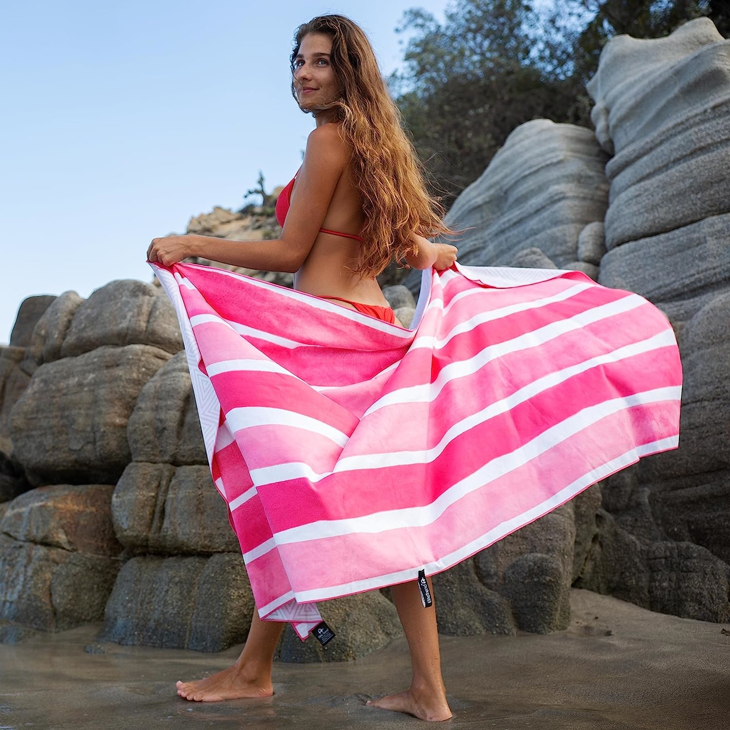 Personalized Microfiber Sand Free Custom RPET Beach Towel With Zipper Pocket