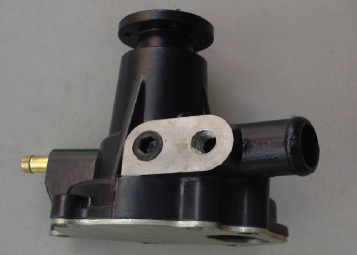 6BTAA Engine Water Pump 328510 Hyundai R220-7 Excavator Parts Water Pump