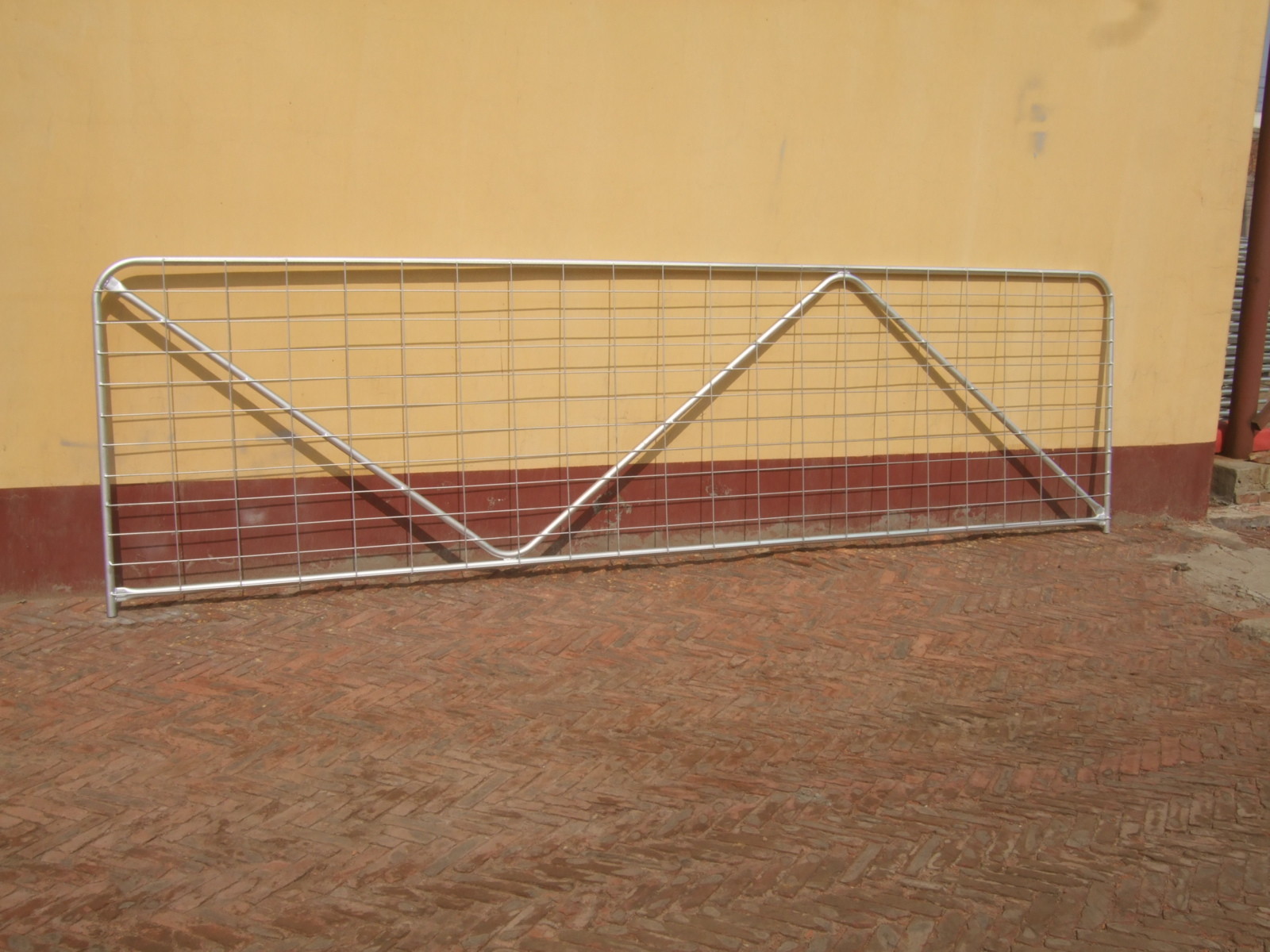 14ft N Stay Farm Gate Horse Cattle Sheep Yard Panels Pick up