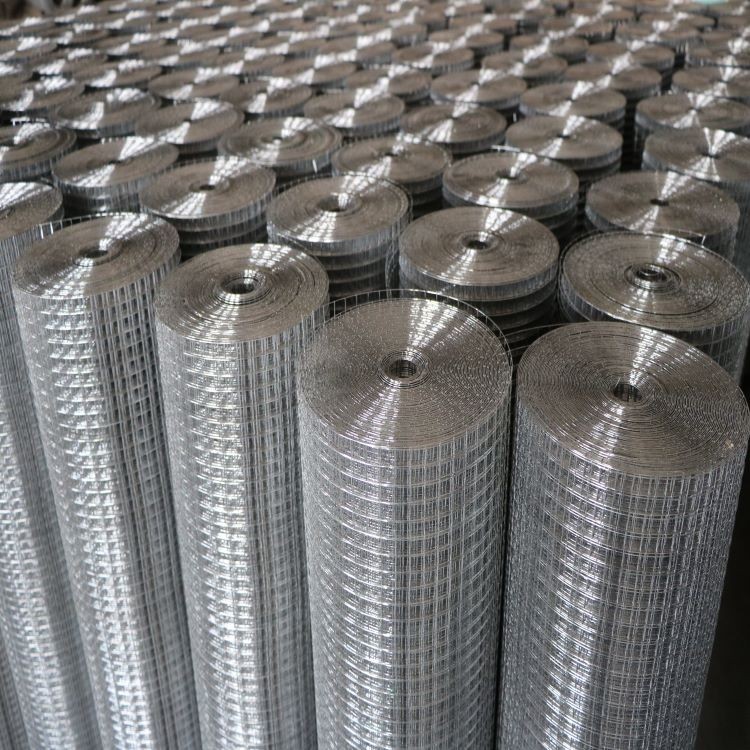 Square Hole 0.8m - 1.5m Height Welded Wire Mesh Rolls PVC Coated For Ram Wire
