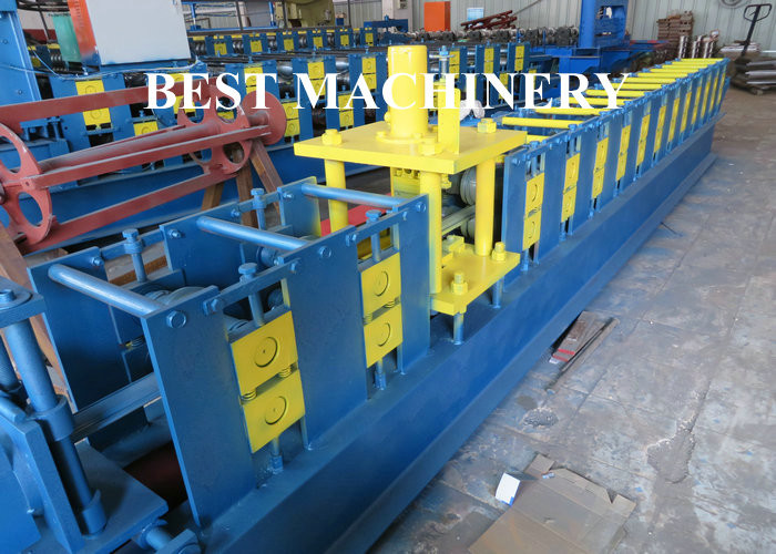 PU Foamed Roller Shutter Door Machine Slat Roll Forming Machine 5.5kw