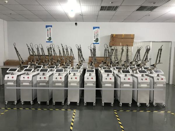 2019 Newewst Big Discount Laser Carbon Peeling Machine Spot Removal q Switched