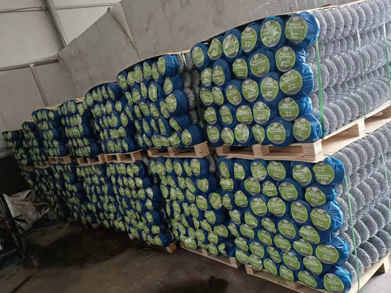 pvc wire mesh plastic coated chain link fence aquaculture purse seine orchard protection net pvc coated chain link fence