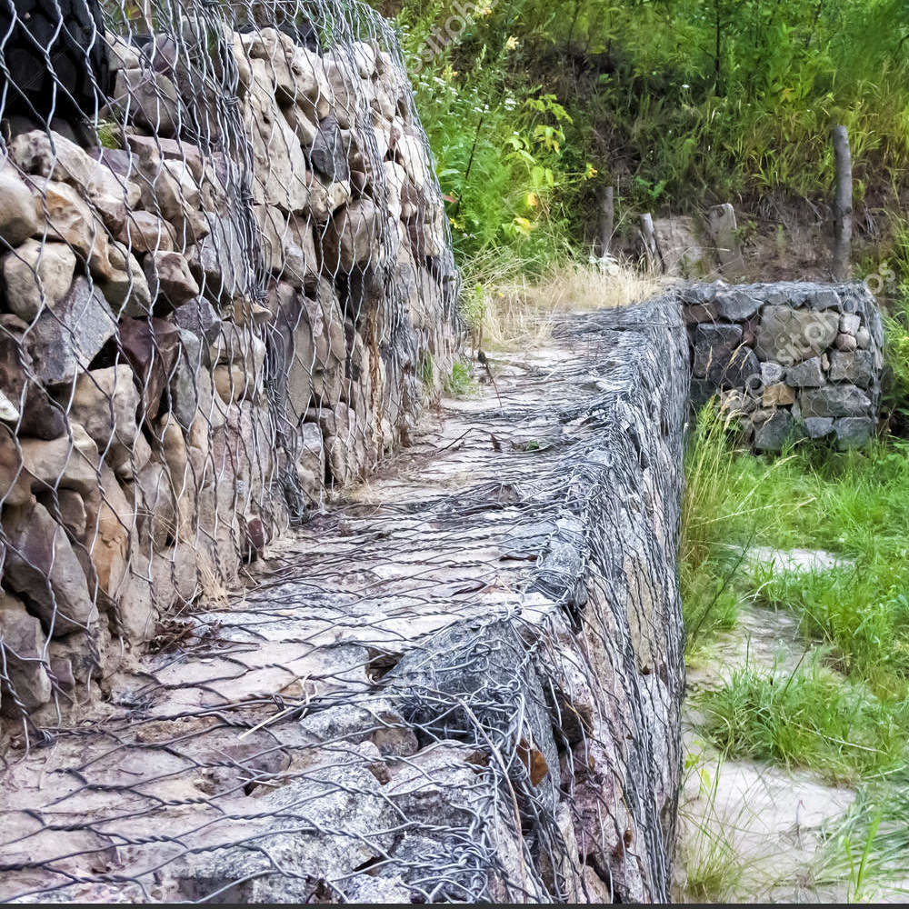 SGS Anti corrosion Hexagonal Wire Gabion Basket Fence Metal Cages For Rocks