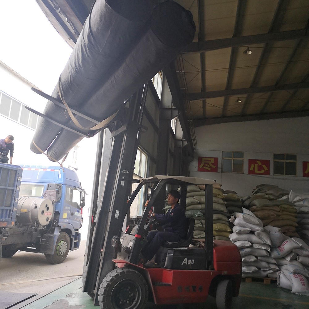 Environmental Engineering Geotextile Cloth in Milky White for Enhanced Performance