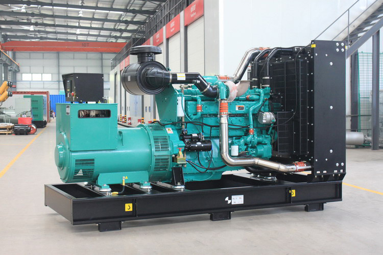Heavy Duty Portable 500KVA 400KW Diesel Generator With Cummins Power Generator