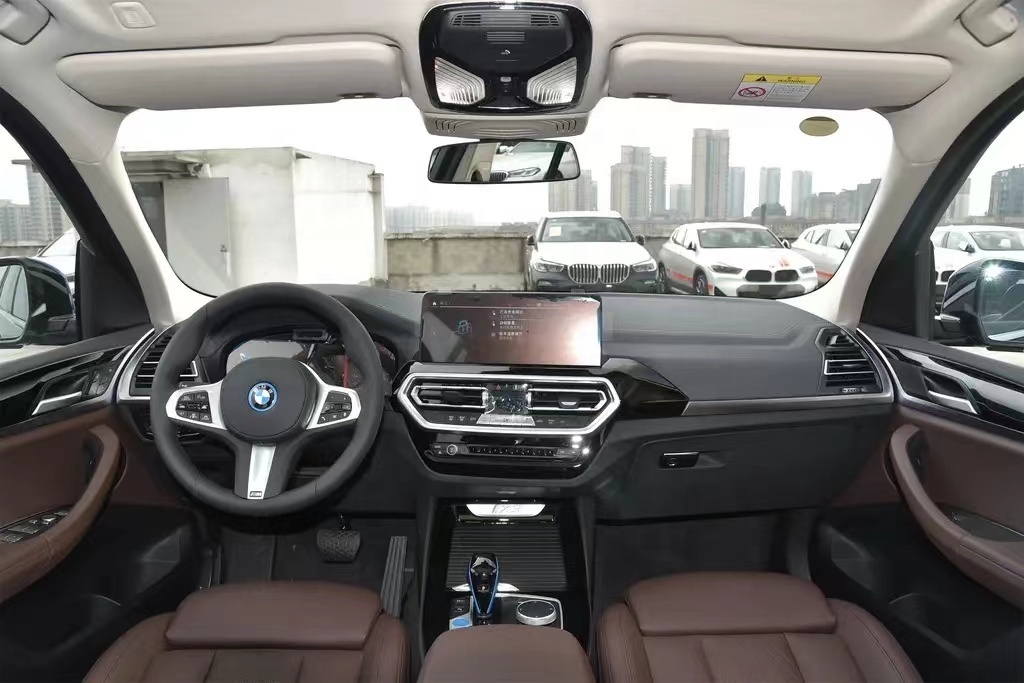 Unleash the Power of the 2023.7 BMW iX3 A Pure Electric SUV with 300-400Nm Maximum Torqu
