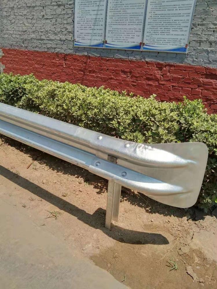 Outdoor Security Steel Highway Guardrail Road Traffic Safety Equipment W Beam