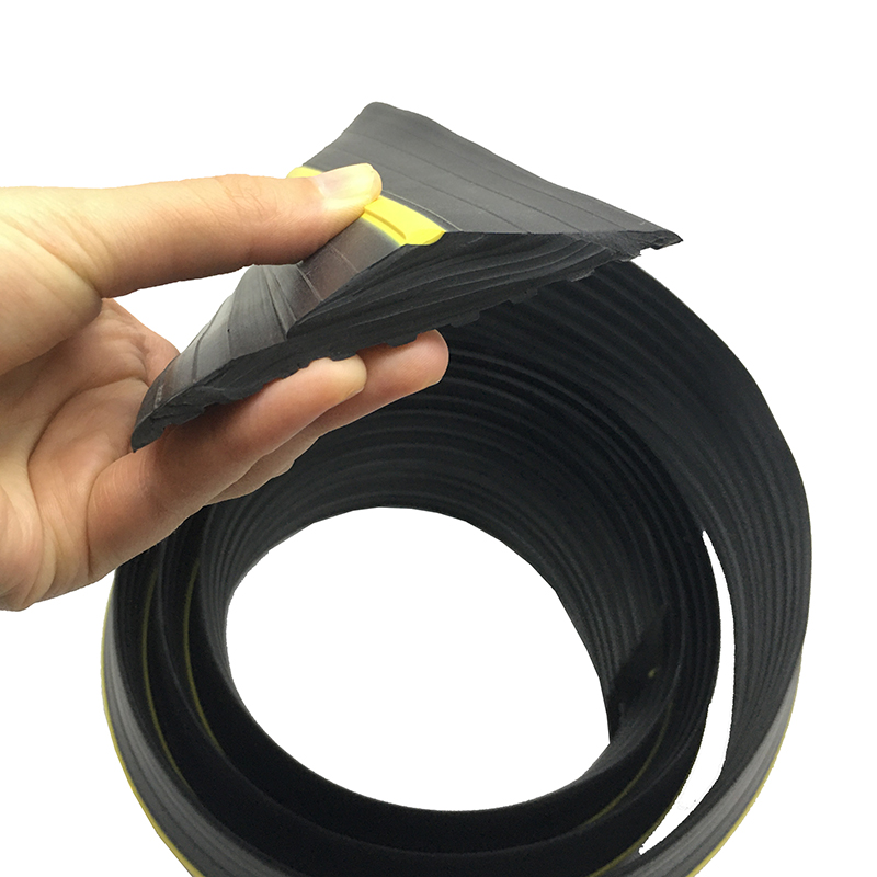 15mm Height Rubber Garage Door Threshold Trim Seal with Custom Length and Color Range
