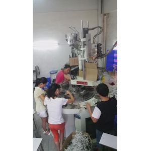 55T Vertical Plastic Injection Molding Machine 40mm Screw Diameter For 1.8T