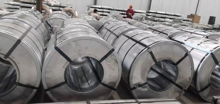 Skin Pass and SASO Certificate 0.4mm PPGI White Color Code 9016 Prepainted GI Steel Coil for Construction Materials Exporter