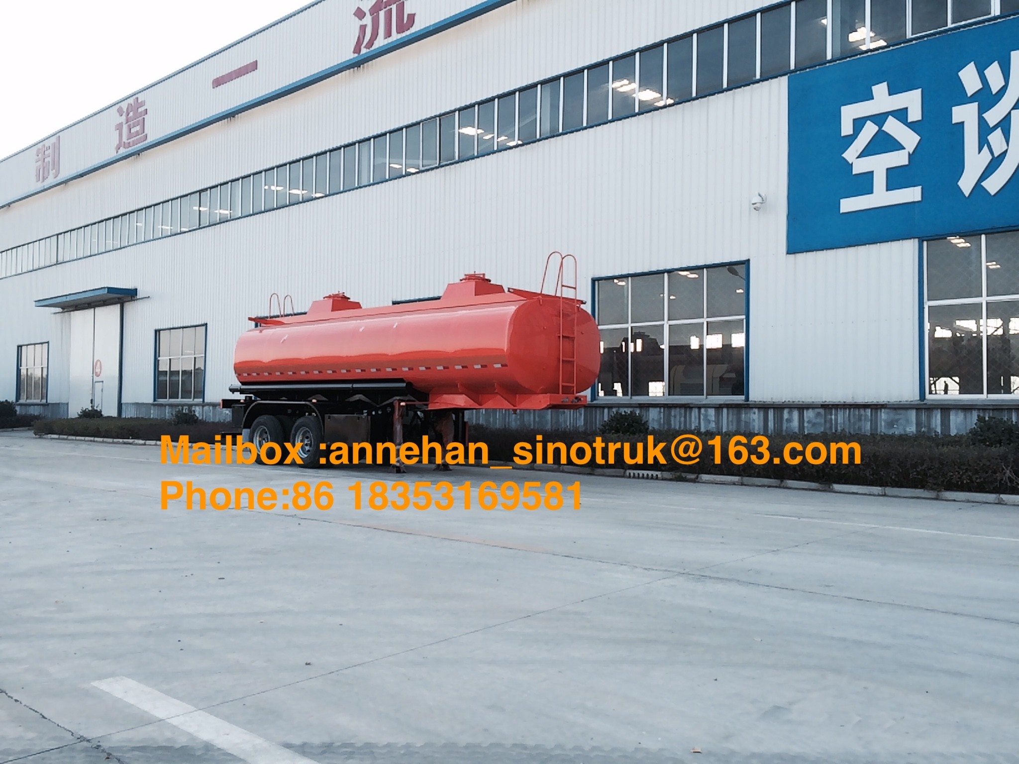 60T 3 Axles Fuel Oil Tank Trailer With 12.00R20 Tire