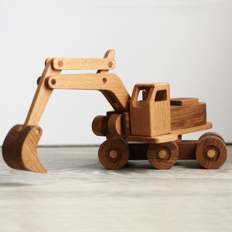 Fadeless Handmade Wooden Toys Wooden Excavator Toy With Great Textures