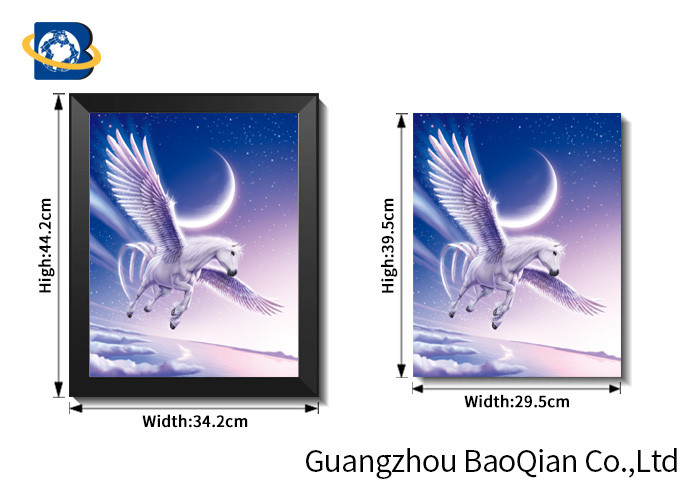 Wolves / Horse 3d Lenticular Picture With Frame For Indoor / Restaurant Wall Decoration Art