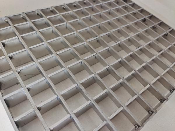 30mm Bearing aluminum open bar grating Open Mesh Corrosion Resistant For