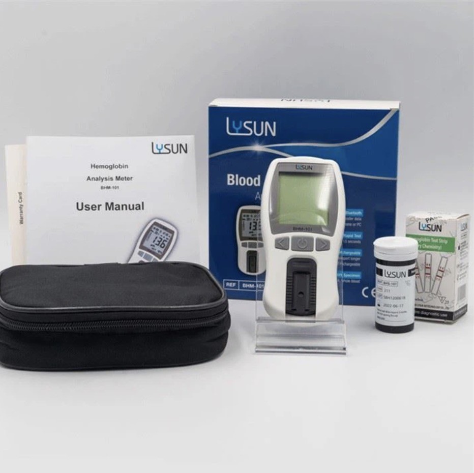 Precise Hemoglobin Tester HCT Measurement With Lysun BHM-101 Analyzer