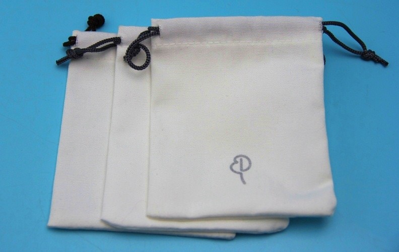 220g / M2 Both Sides Drawstring Jewelry Bag Plain 8 X 10cm Size Easy To Carry