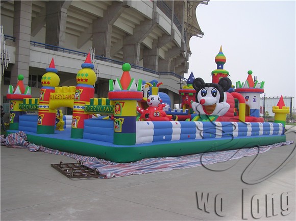 frozen inflatable bouncer, inflatable jumping castle