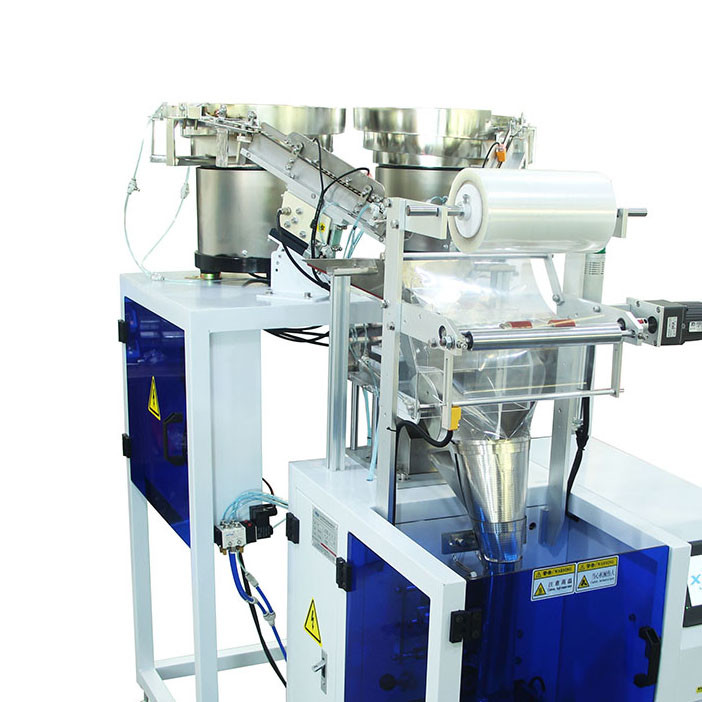 5KW Automatic Packing Machine GL-B862C Sealing For Hardware Accessories Screws