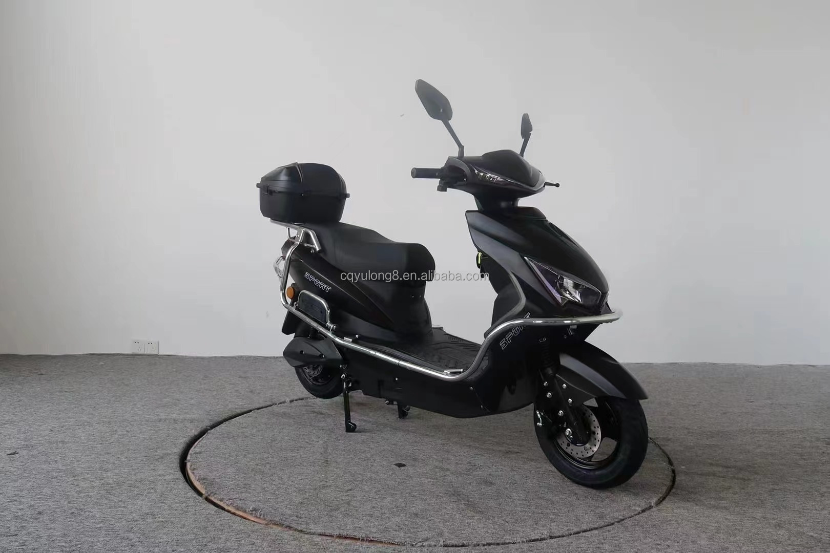 Disc Brake Electric Motorcycle with 1000W/2000W/3000W Motor Power and 3.0-10 Tire