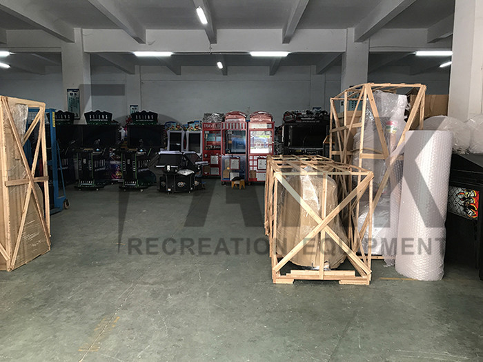 Attractive Kiddie Ride Machine Electric Train , Track Amusement Game Machine