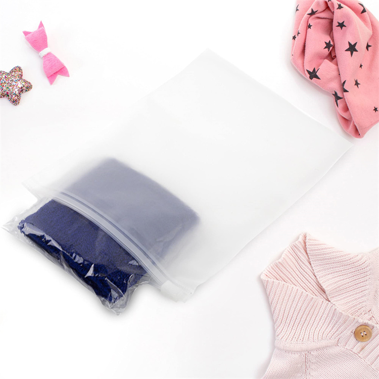 1-12 Colors Printing Matte Plastic Bags for Customized and Eco Friendly Clothing Packaging
