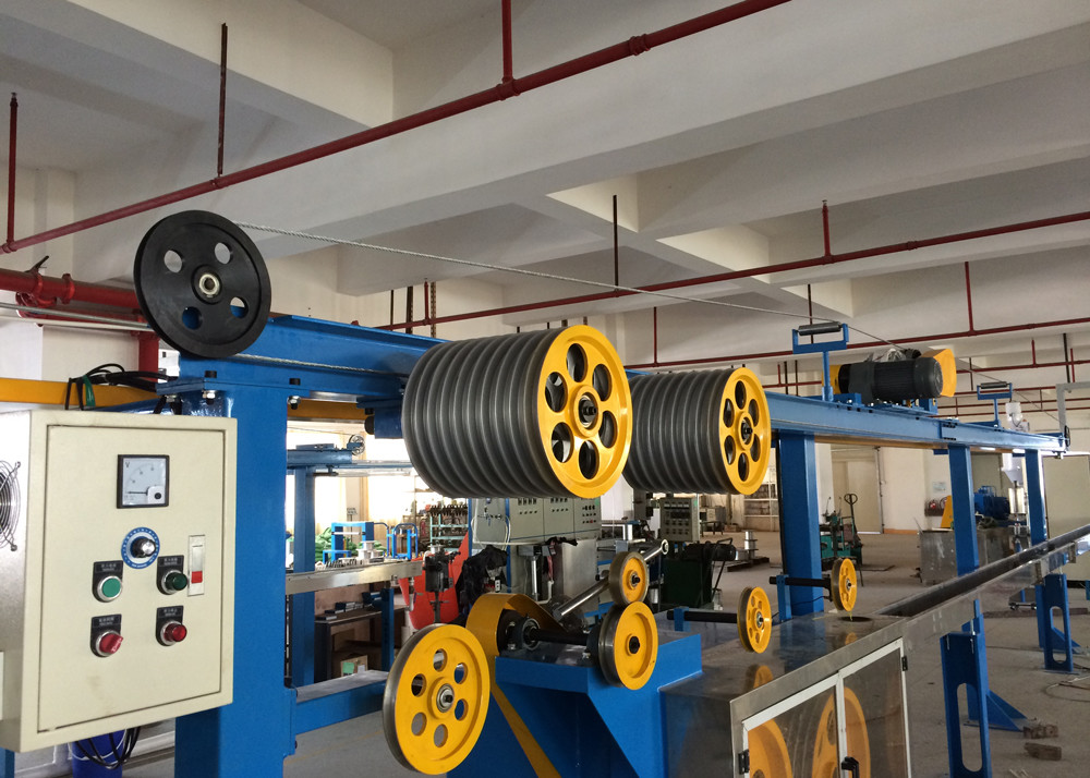 Automatic Plastic Hdpe PE Water Cable Pipes Extruder Extrusion Making Machine
