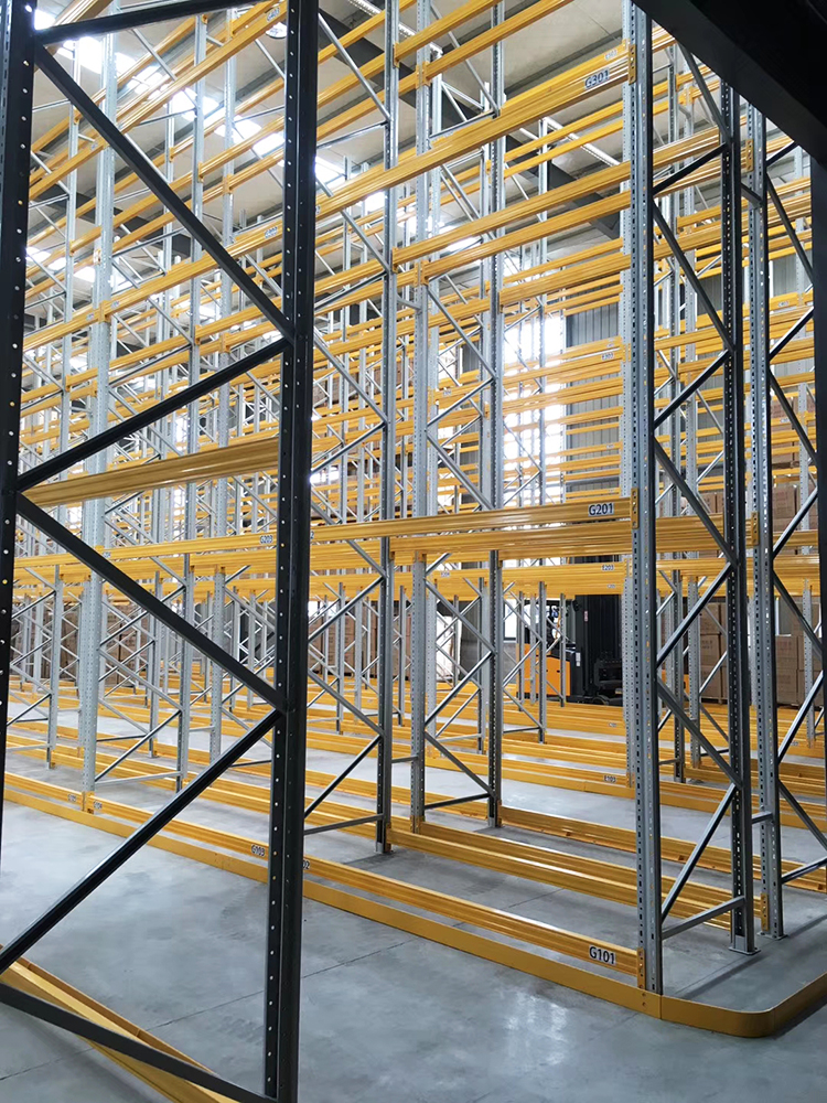 1500-12000mm Height Very Narrow Aisle Pallet Racking for Customizable Storage Solutions