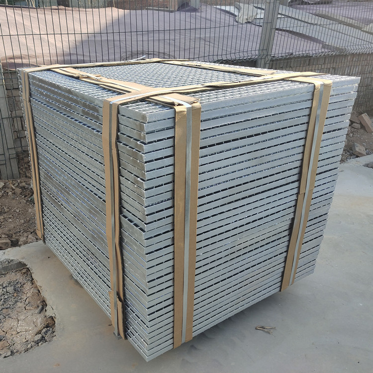 Hot Dip Galvanized Steel Grating Serrated Heavy Duty Industry Platform Catwalk Construction