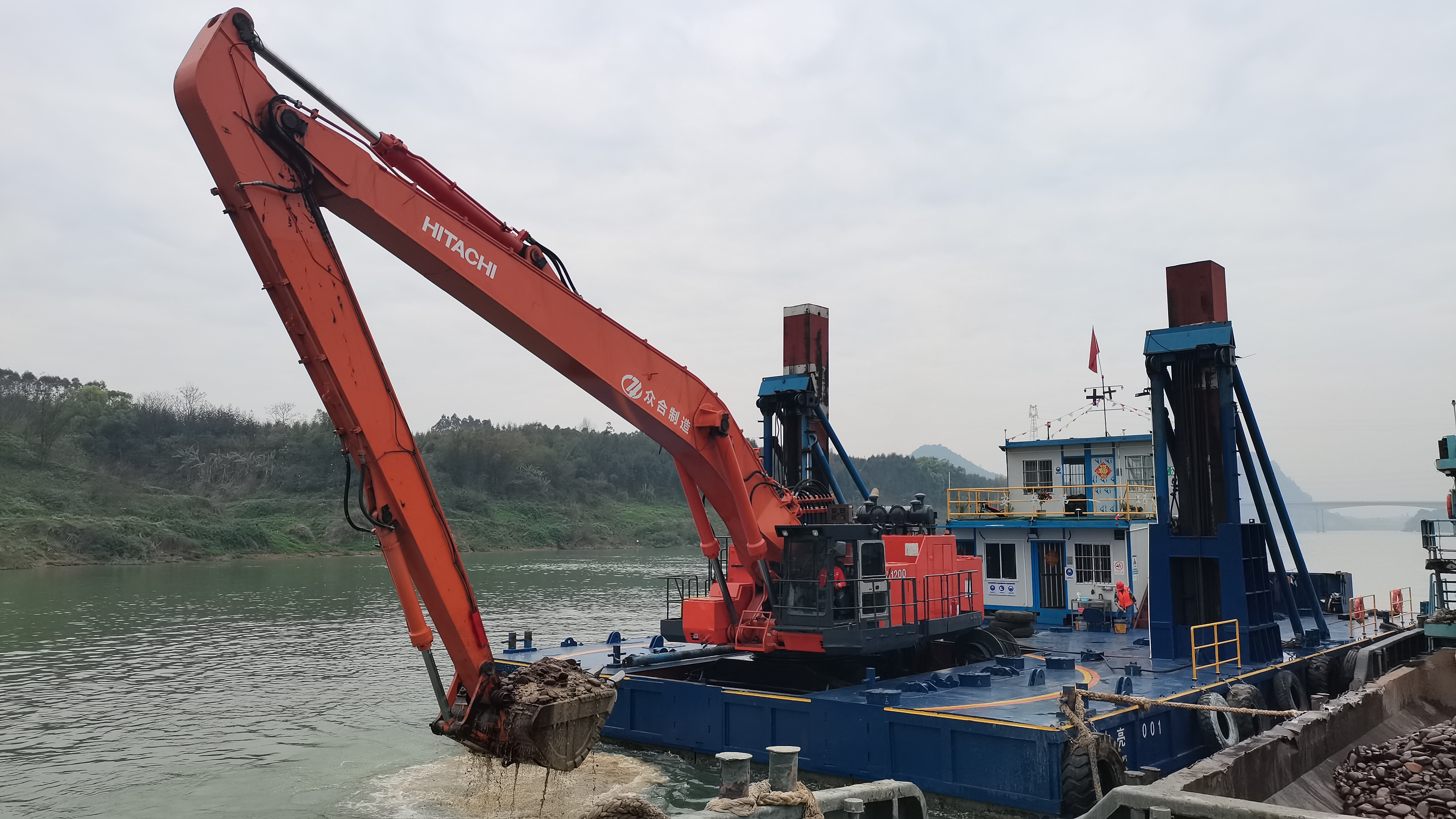 Custom Excavator Boom Arm , Volvo Excavator Attachments Long Reach Arm