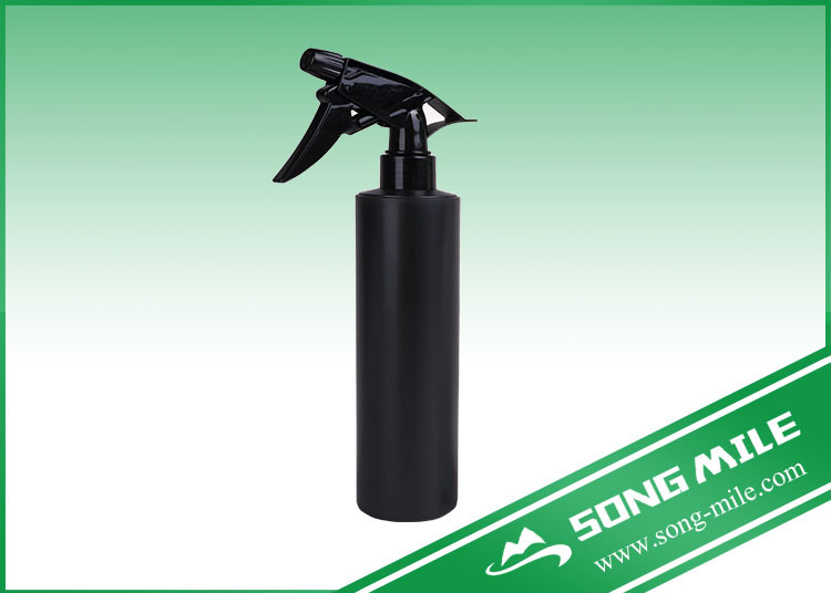 500ml Black Plastic Trigger Spray Bottle for Car Bike Cleaning