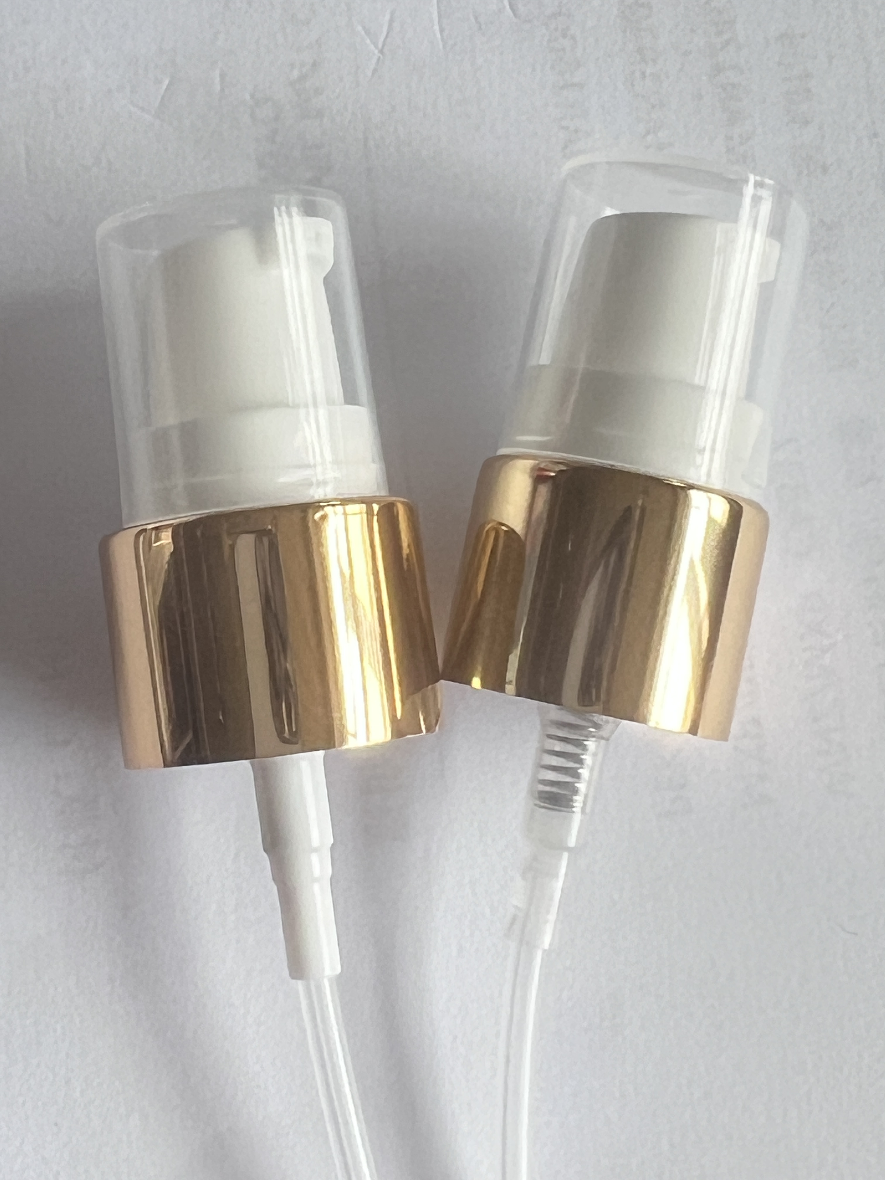 Plastic Type PP 18/410 20/410 18/415 Treatment Pump Half Cap For Sun Care Bottle