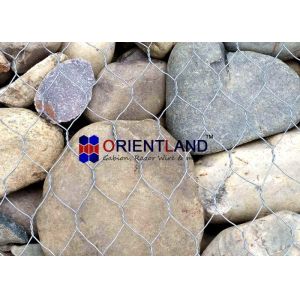 Customized Size Gabion Mesh Cage , Curved Gabion Baskets High Rigidity