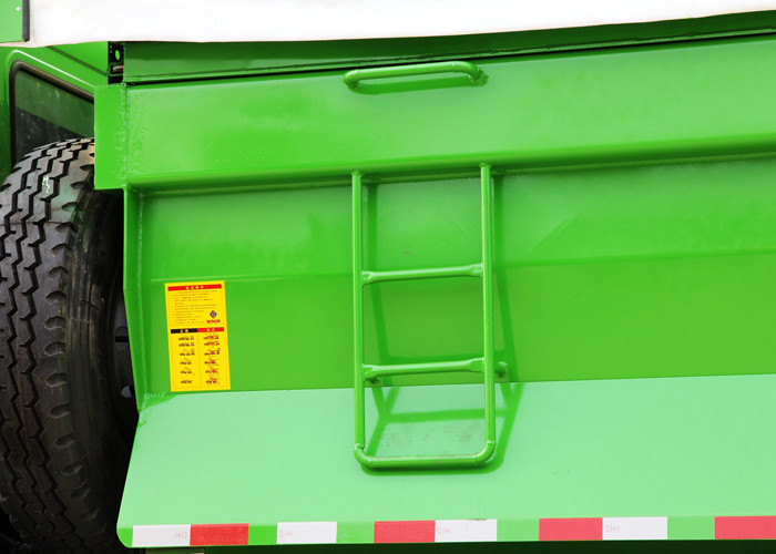LHD 6X4 Heavy Duty SINOTRUK HOWO Dump Truck With Tarpaulin Cover / Metal Cover