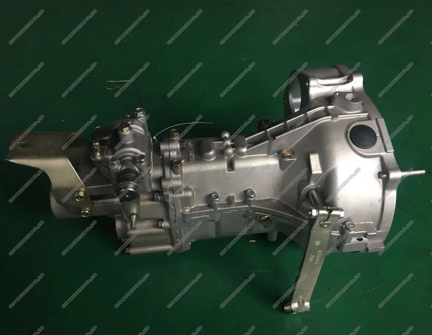 Aluminum and Steel 5MT Light Truck Manual Transmission Gearbox Assembly for FAW Jiefang CA1014A1 23kg